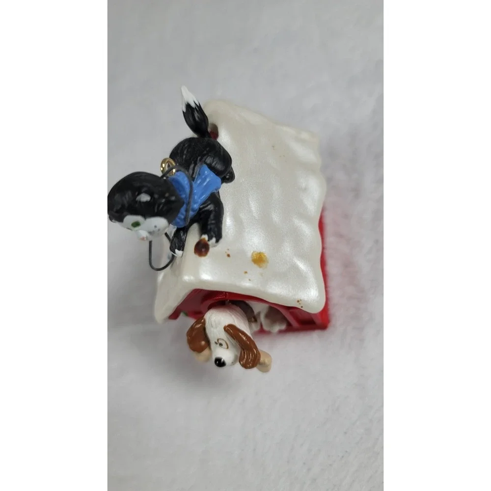 Vtg‎ 1989 Hallmark Lets Play Ornament Dog Cat Doghouse Christmas Tree Keepsake